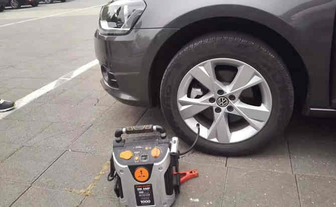 宕昌汽车搭电案例