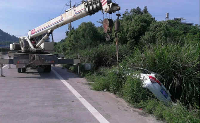 宕昌重载吊车救援